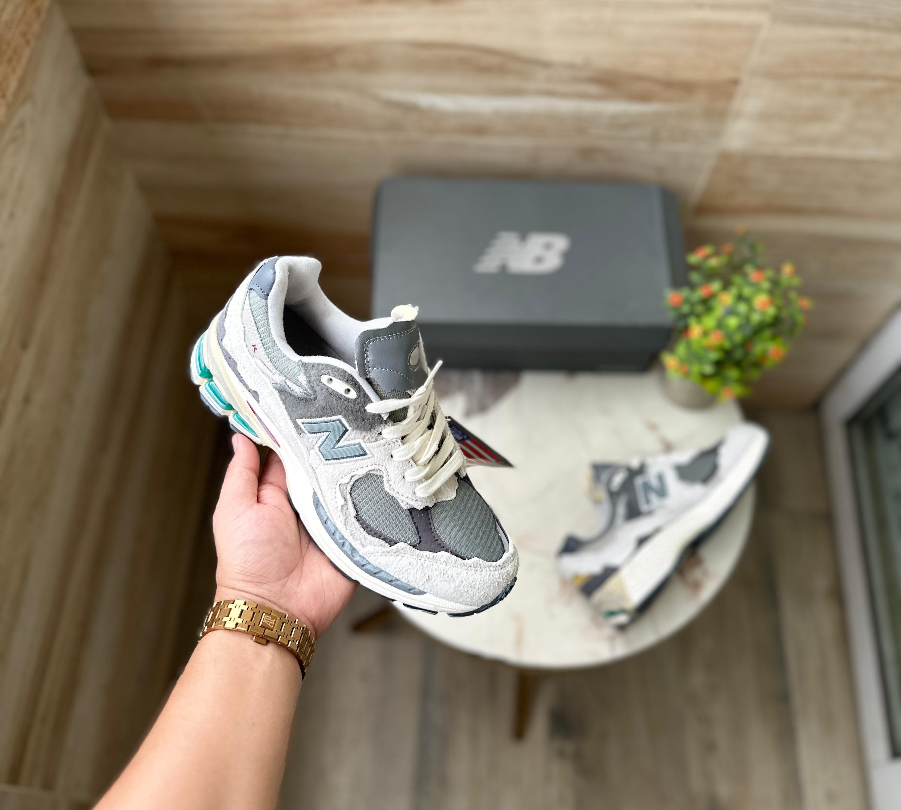 New Balance 2002R “Protection Pack – Gray”