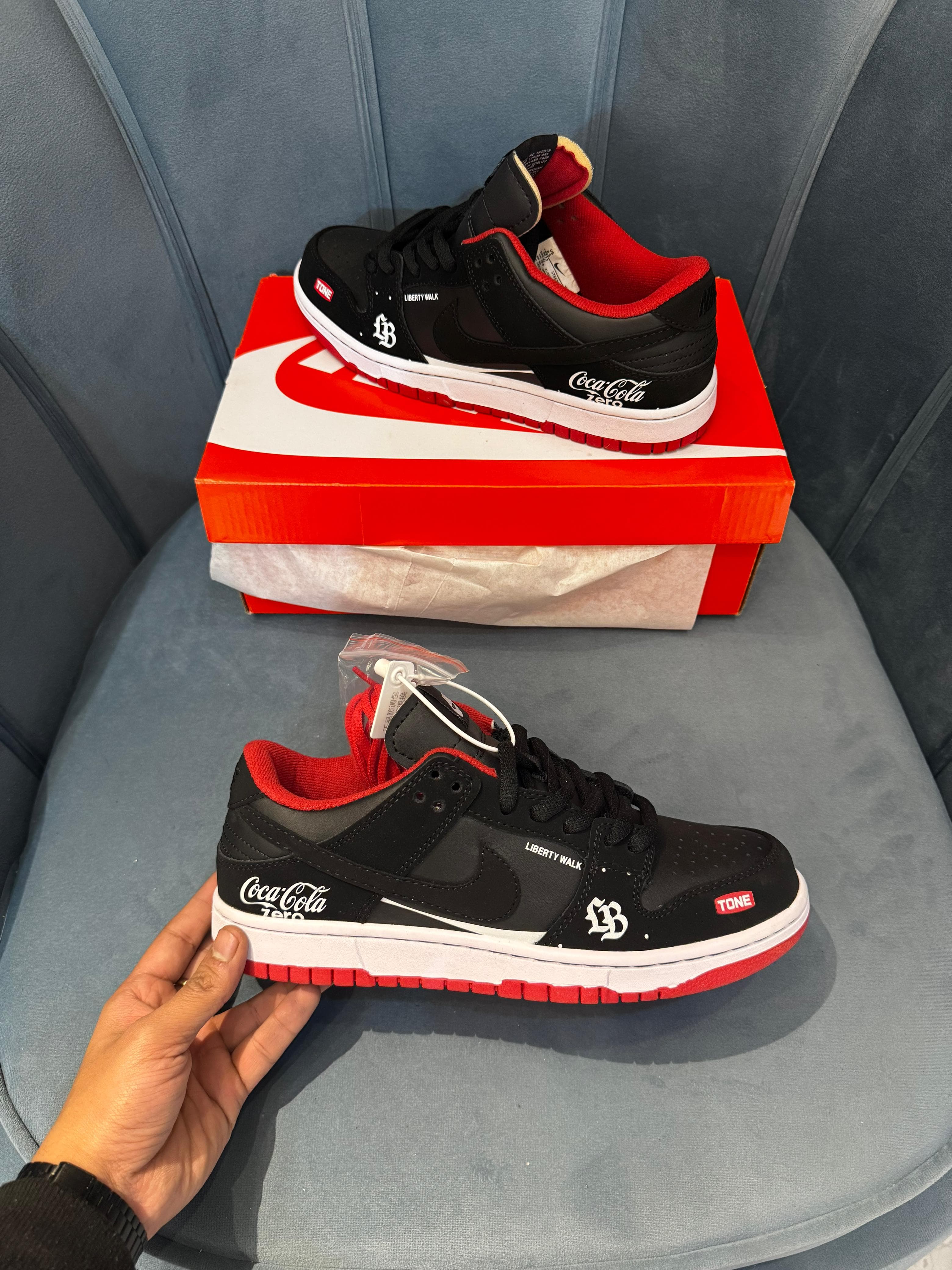 Nike SB Dunk Low “Zero Coca-Cola”