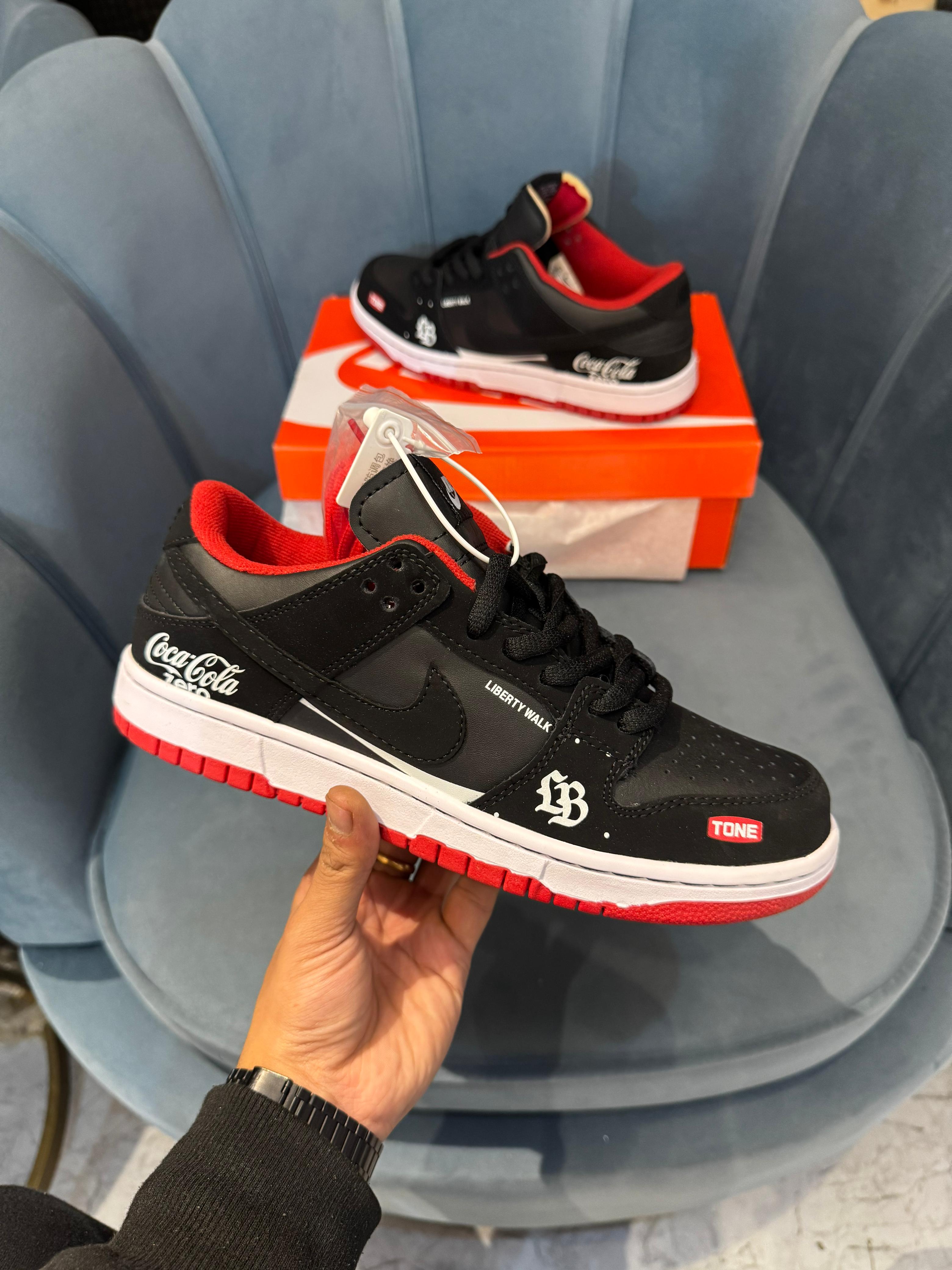 Nike SB Dunk Low “Zero Coca-Cola”