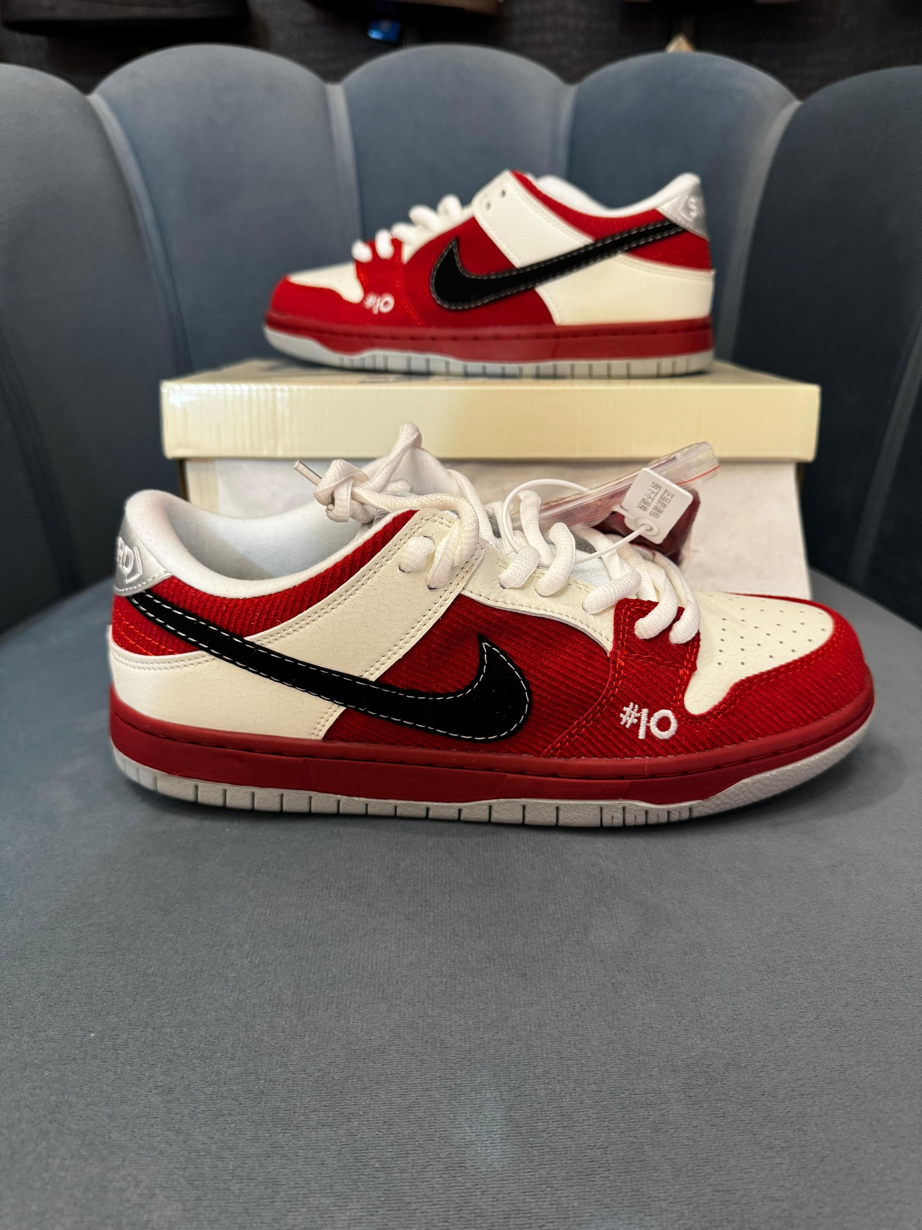 Nike SB Dunk Low “Roller Derby”