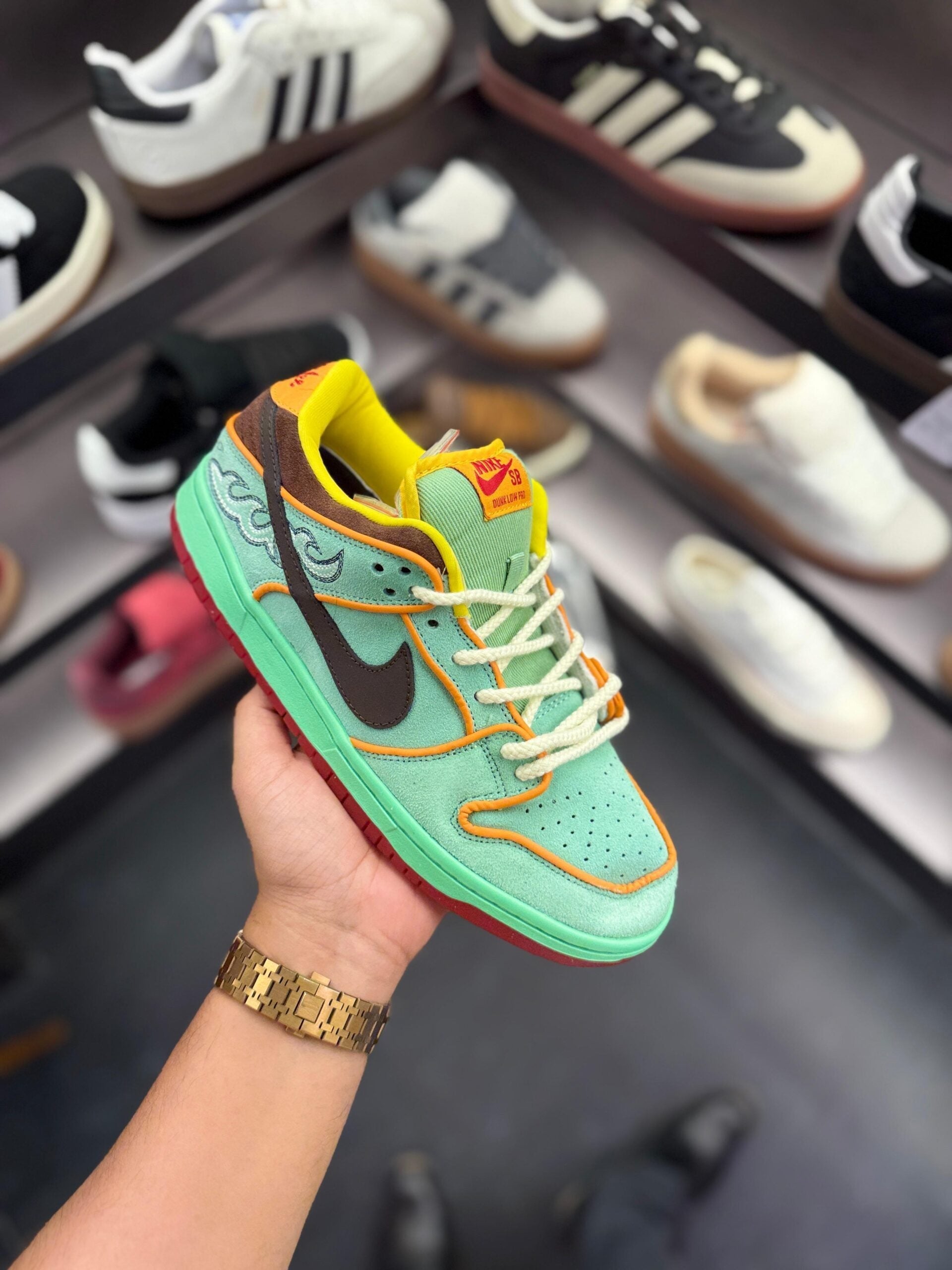 Nike Dunk Low “Panda Prank Buckle”