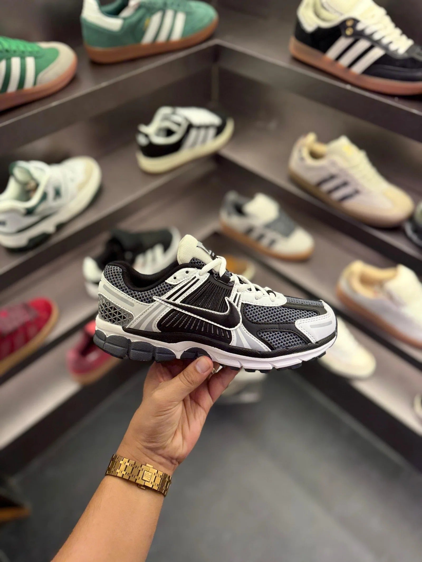 Nike Zoom Vomero 5 “Summit White / Black Dark Grey”